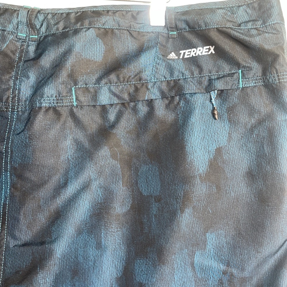 Adidas Board Shorts Terrex Parley Lotus Camo Outdoor 2XL Blue Black Performance - Picture 2 of 9